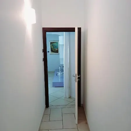 Big Apartment *