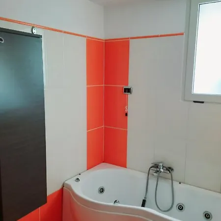 Big Apartment *